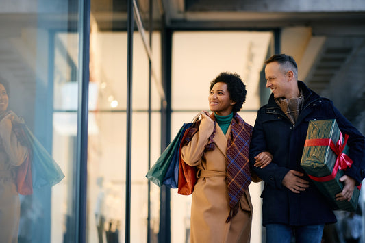 couple stress free holiday shopping